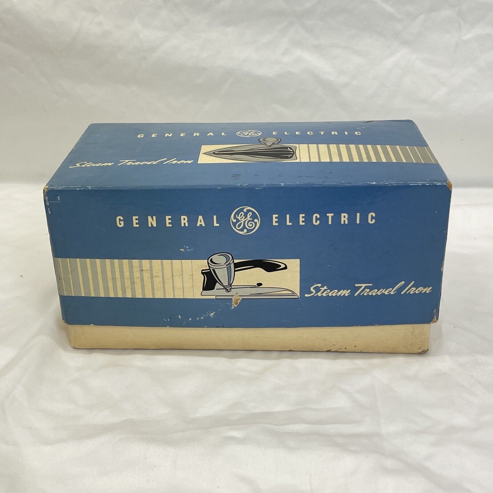 VINTAGE GENERAL ELECTRIC STEAM TRAVEL IRON 1950's 