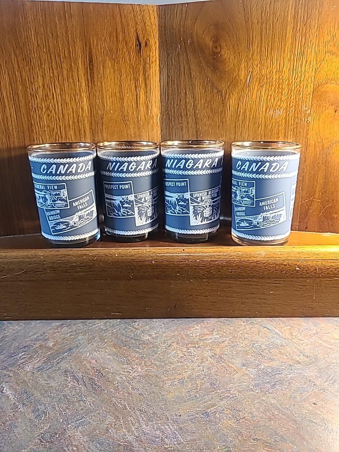 Niagara Falls vintage souvenir drinking glass Set Of 4 Blue & White Tumblers 