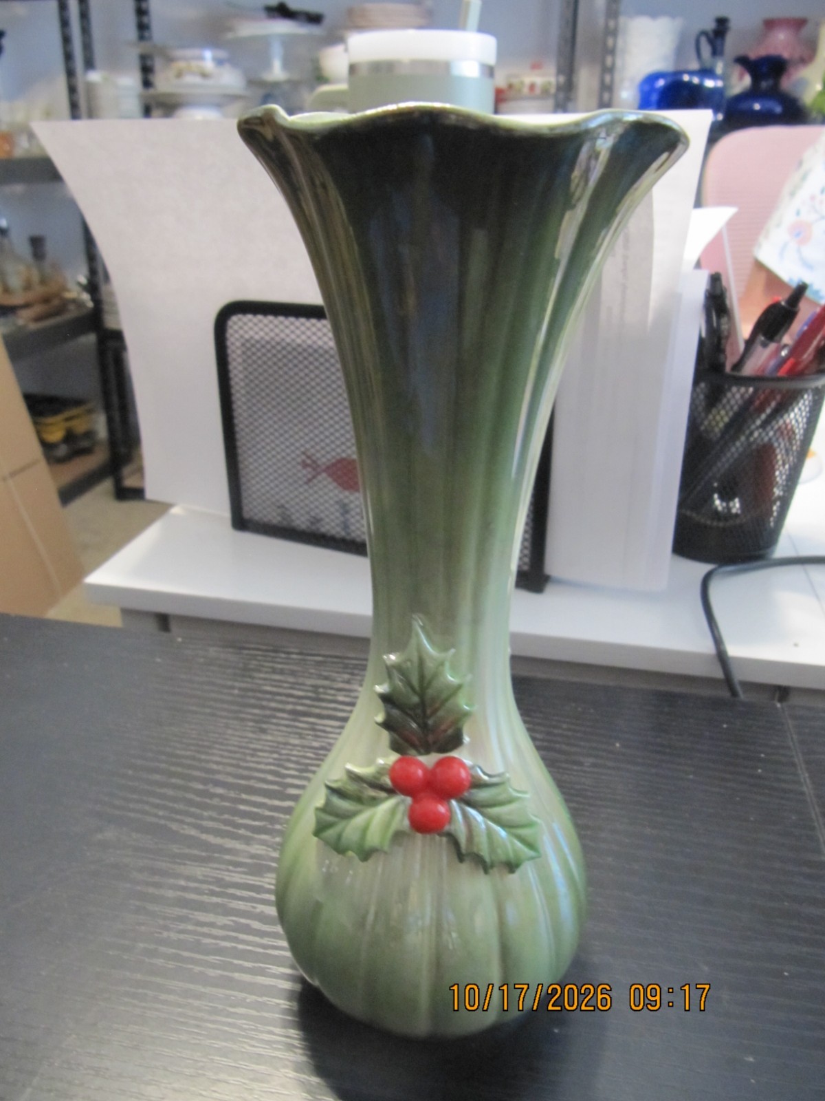 Vintage Norcrest Christmas Vase 7.75\