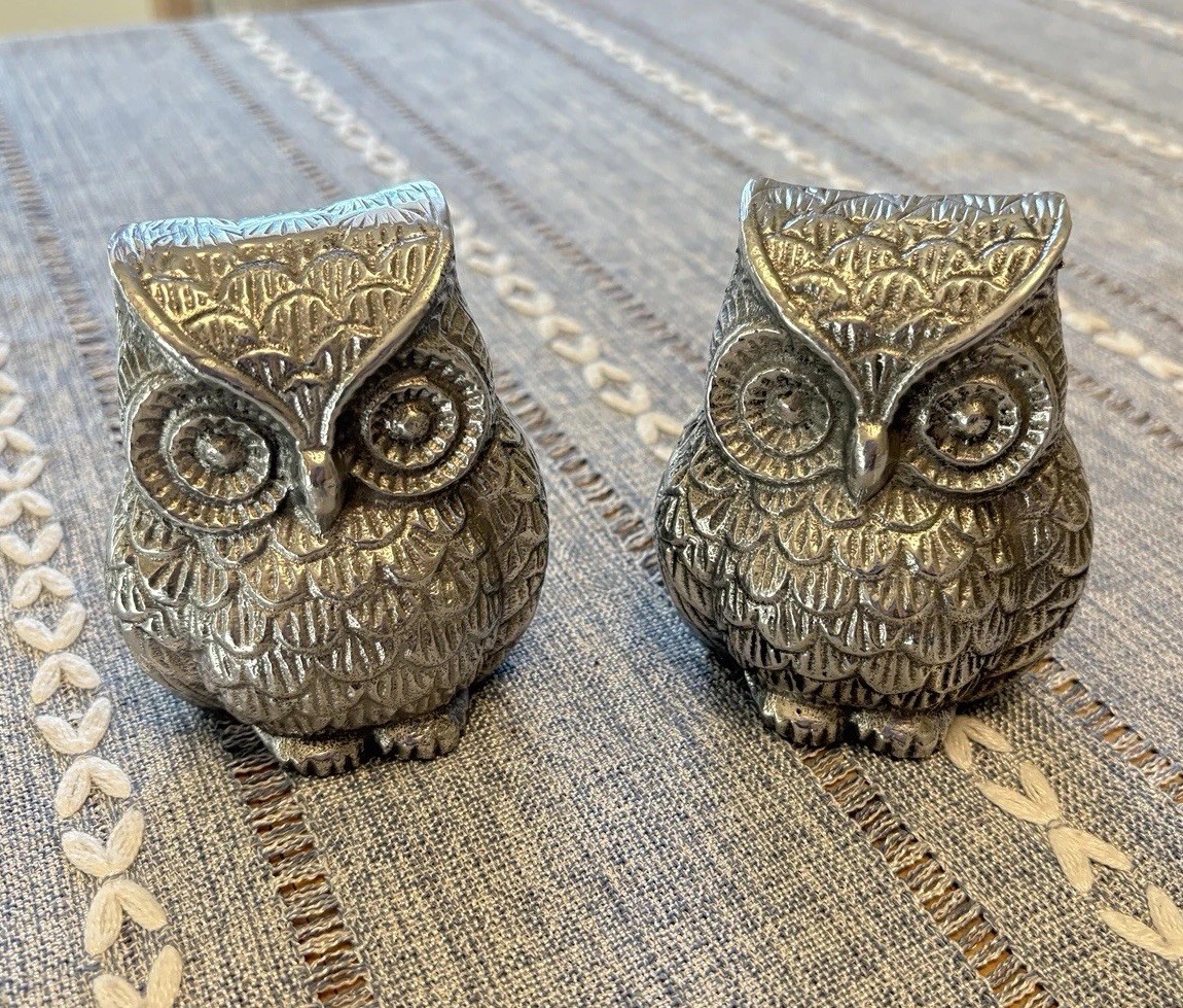 Set Of 2 Silver Metal Owl Twins Figurines 3.5 X 3 X 3”