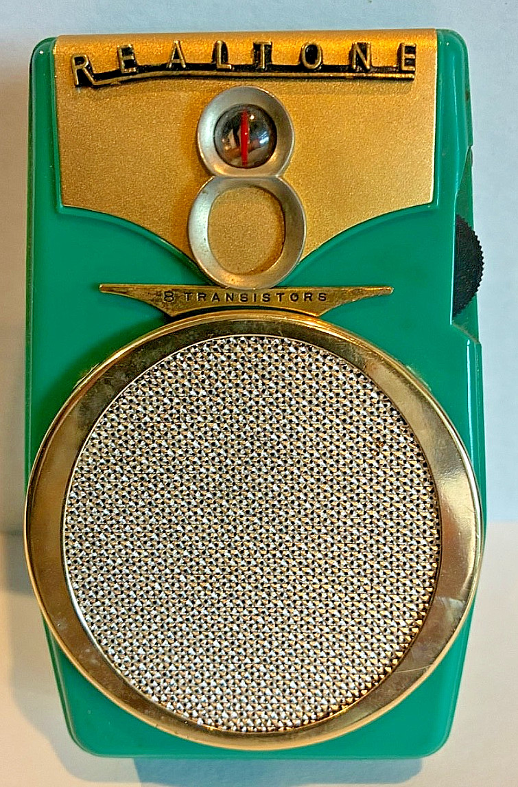 VINTAGE REALTONE COMET TRANSISTOR RADIO 50's/60's MODEL TR-1088 Works W/ Static