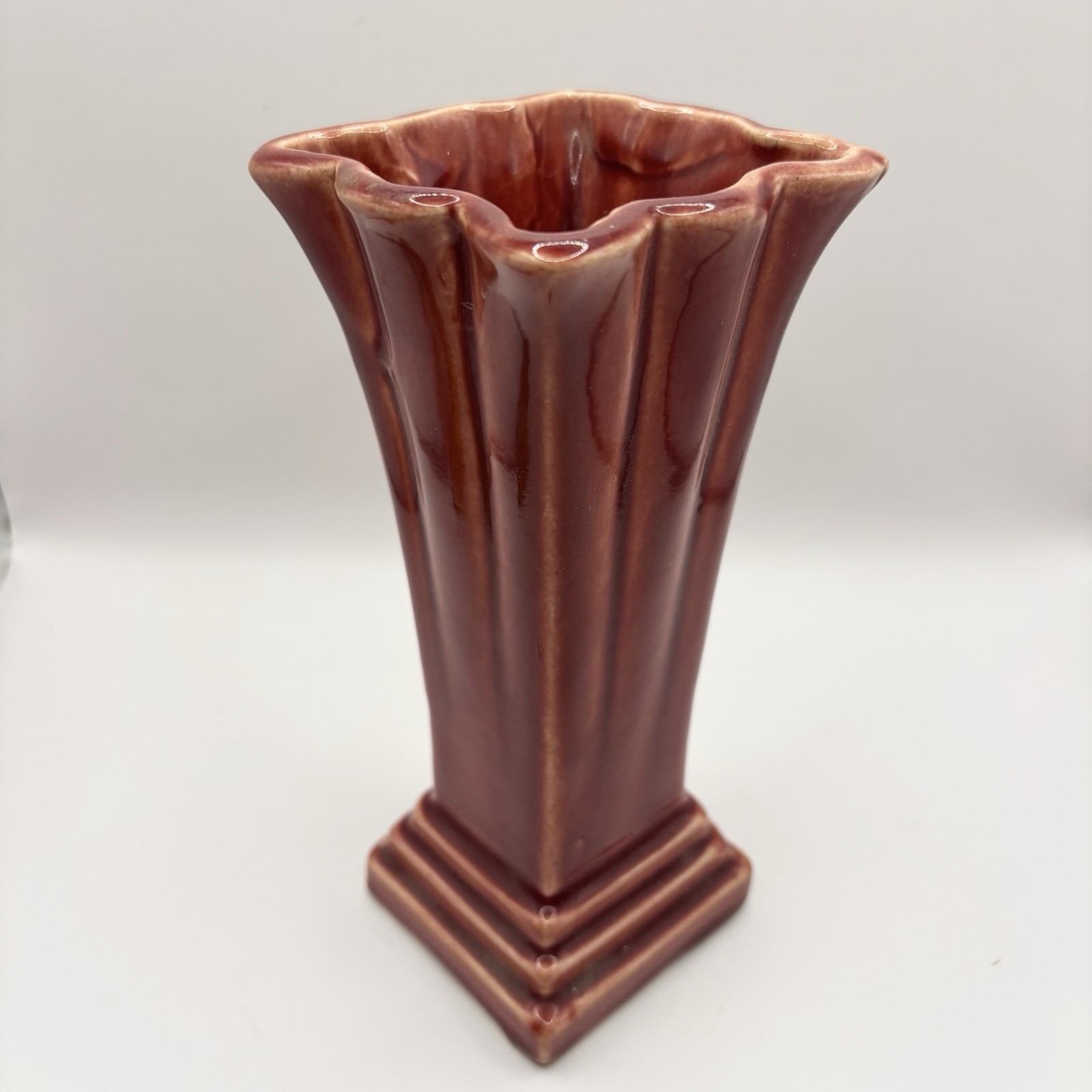 Vintage McCOY Burgundy Maroon Square CERAMIC VASE Scalloped Top Edge/Ribbed 7