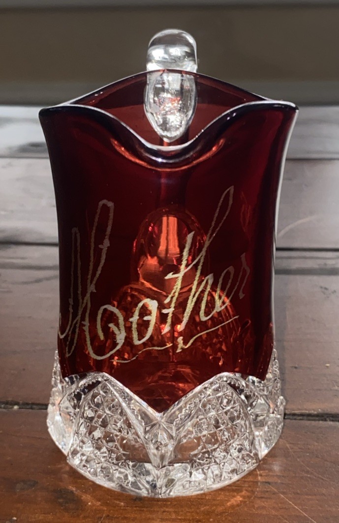 Souvenir Glass Creamer/Pitcher Ruby Flashing \ Souvenir Glass Creamer/Pitcher Ruby Flashing \