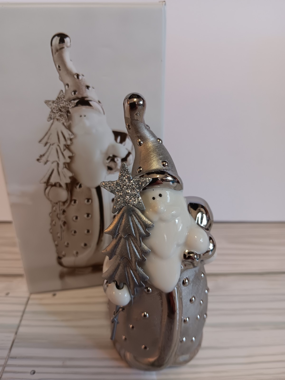 Pier 1 Imports Collectible Santa Pere Noel Christmas Figurine In Original Box Pier 1 Imports Collectible Santa Pere Noel Christmas Figurine In Original Box