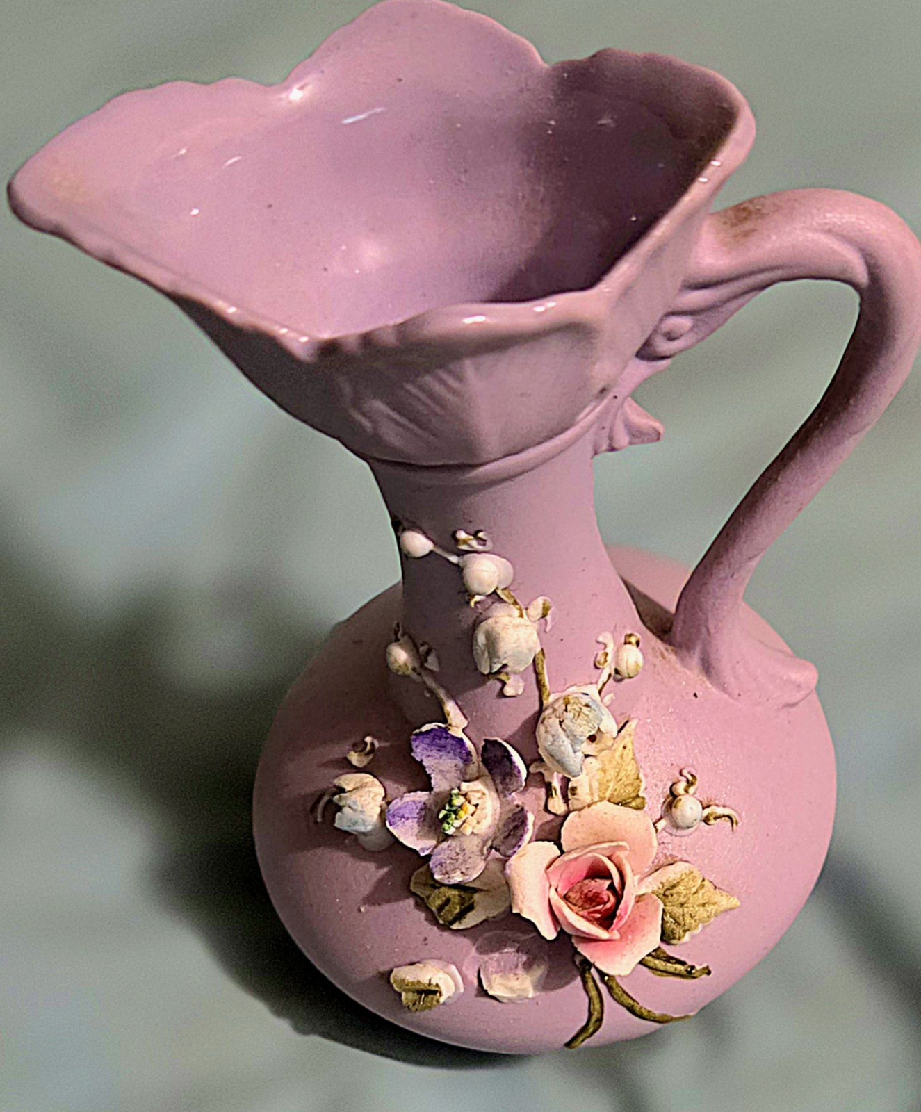 Vintage Lefton China Wedgwood Lilac Jasperware 4 Inch Floral Bud Vase 2950