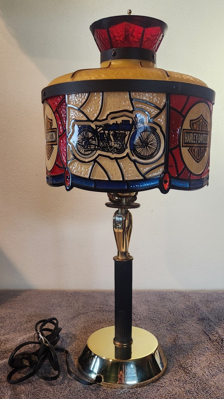 Harley-Davidson 1970's Motorcycle Table Or Wall Mount Tiffany Style Lamp 