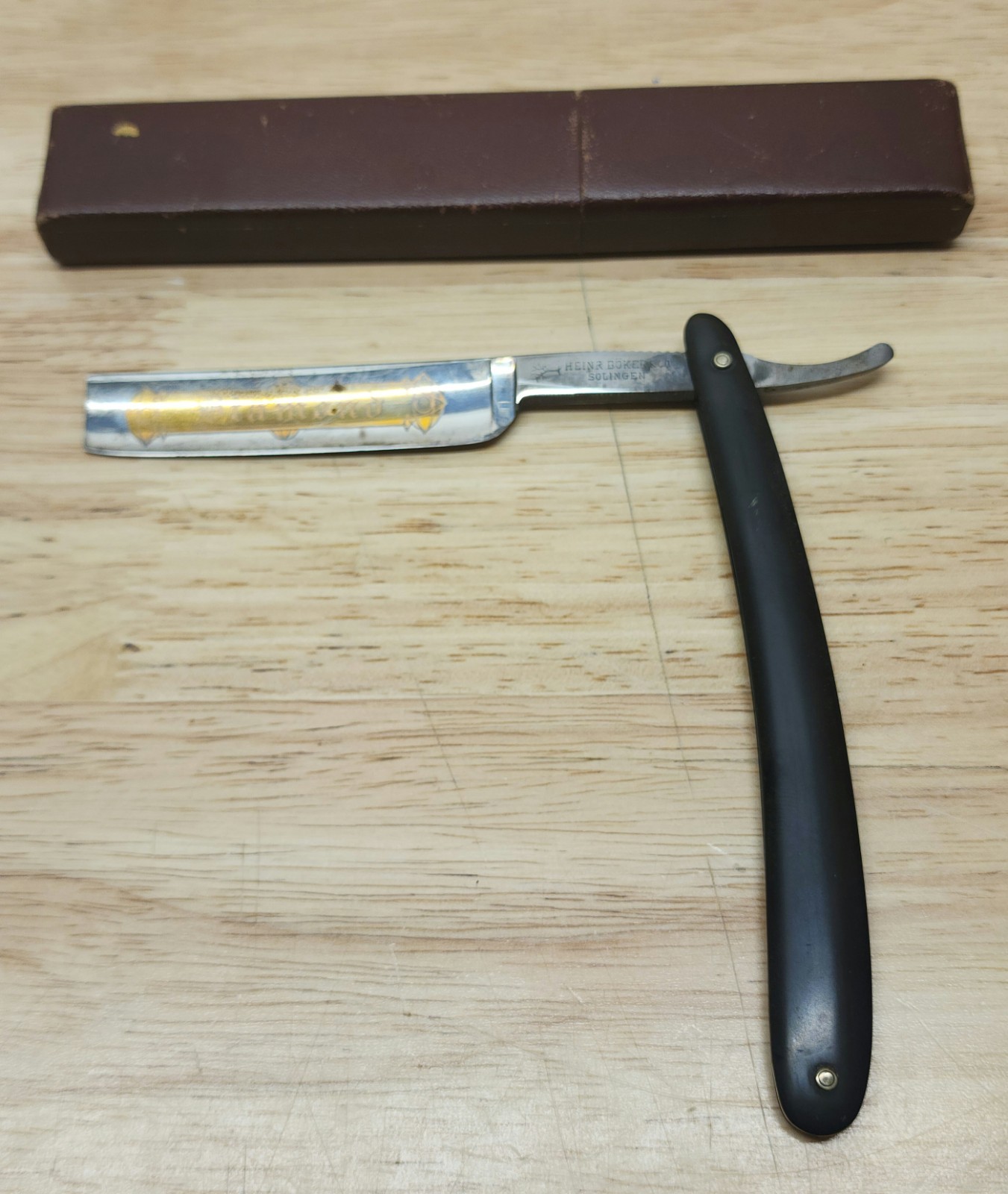 Vintage Heinr. Böker & Co Solingen Straight Razor “Diamond” w/ Case Germany Vintage Heinr. Böker & Co Solingen Straight Razor “Diamond” w/ Case Germany
