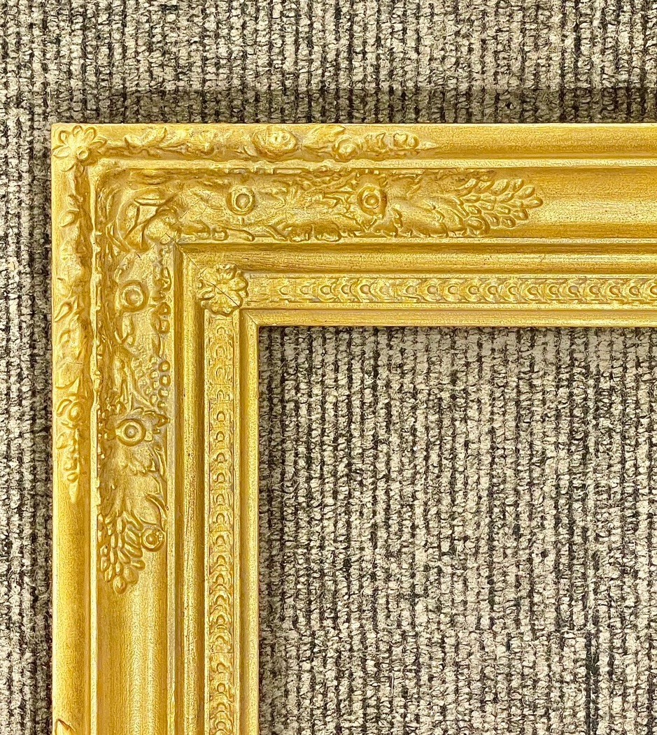 ANTIQUE FITs 25”x30” GOLD GILT ARTS & CRAFTS NEWCOMB MACKLIN PICTURE FRAME ANTIQUE FITs 25”x30” GOLD GILT ARTS & CRAFTS NEWCOMB MACKLIN PICTURE FRAME