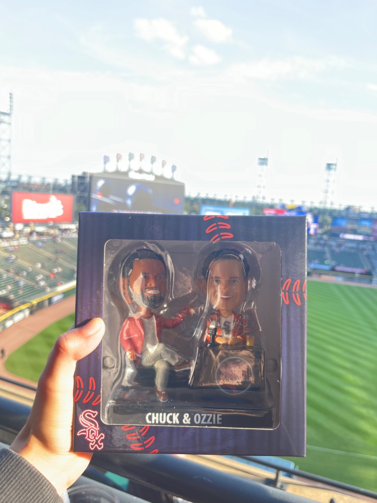 CHSN Late Night with Chuck & Ozzie Bobblehead Chuck Garfien Ozzie Guillen