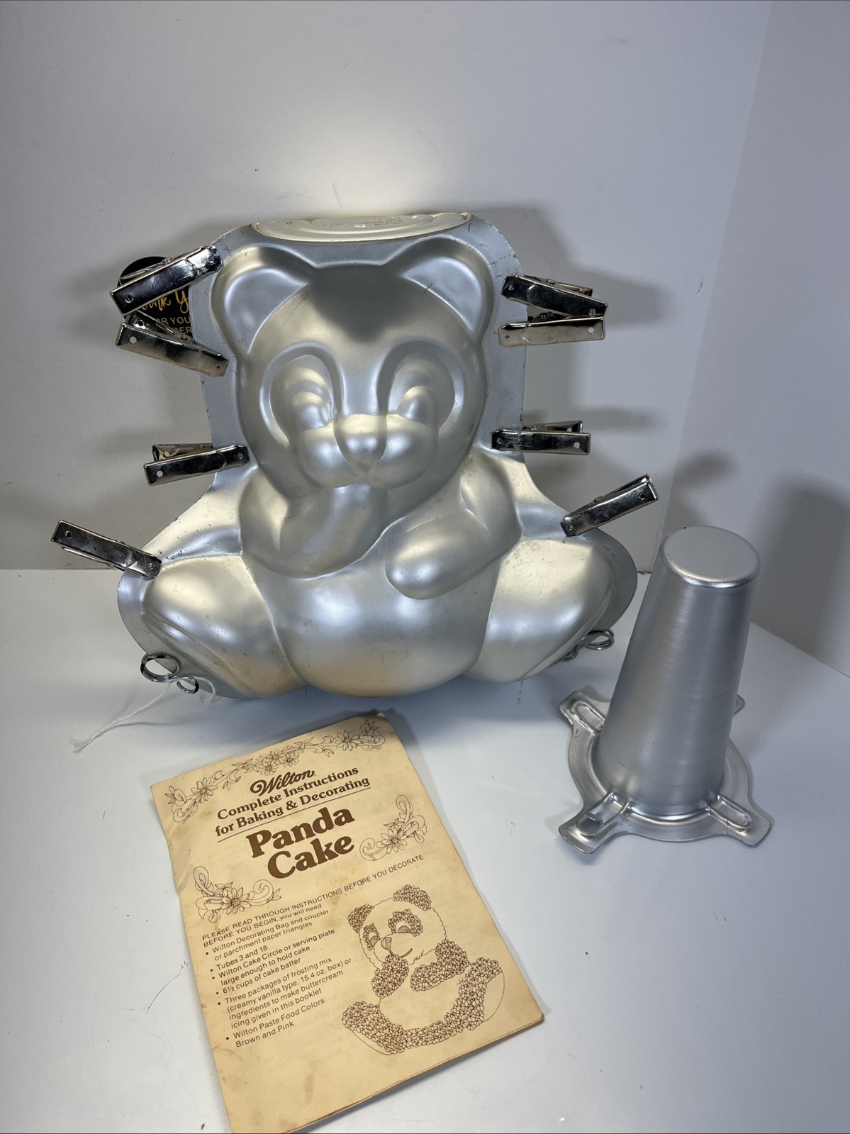 Vintage 3-D Panda Bear Wilton Cake Pan 1978 With Clips and Book