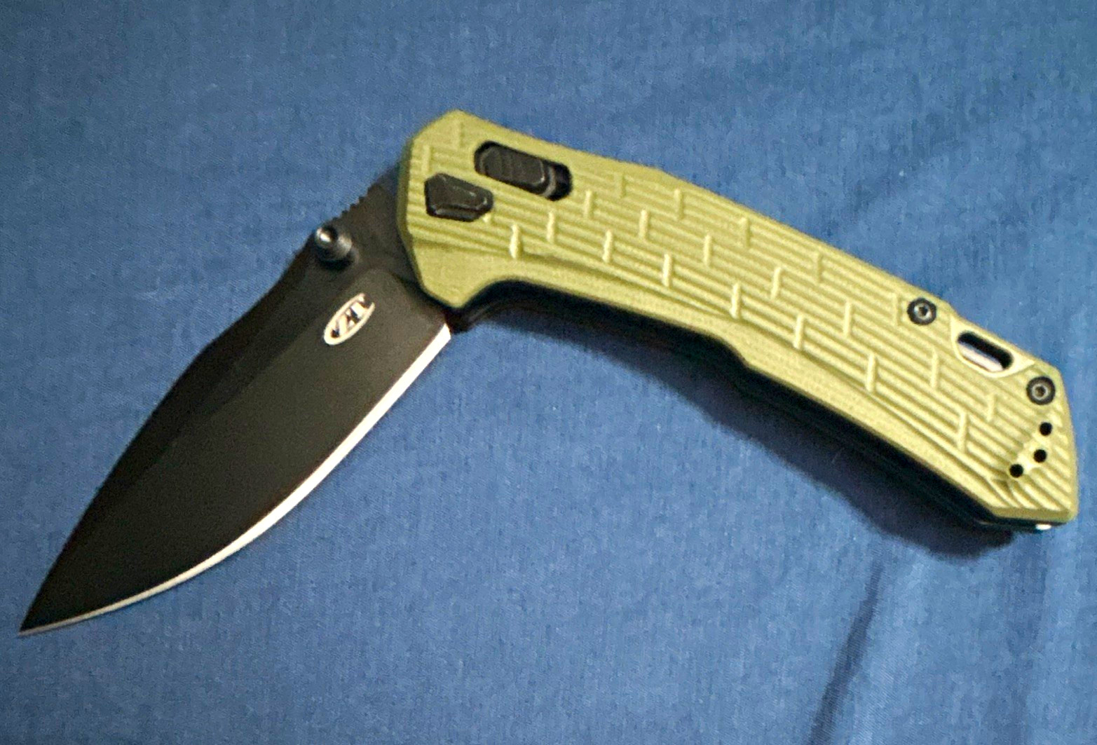 Zero Tolerance 0203 Duralock Pocketknife CPM-M4 Black Drop Point  | G10 Handle