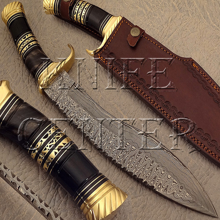 BEAUTIFUL CUSTOM MADE DAMASCUS STEEL HUNTING KNIFE | KUKRI BOWIE KNIFE | HORN