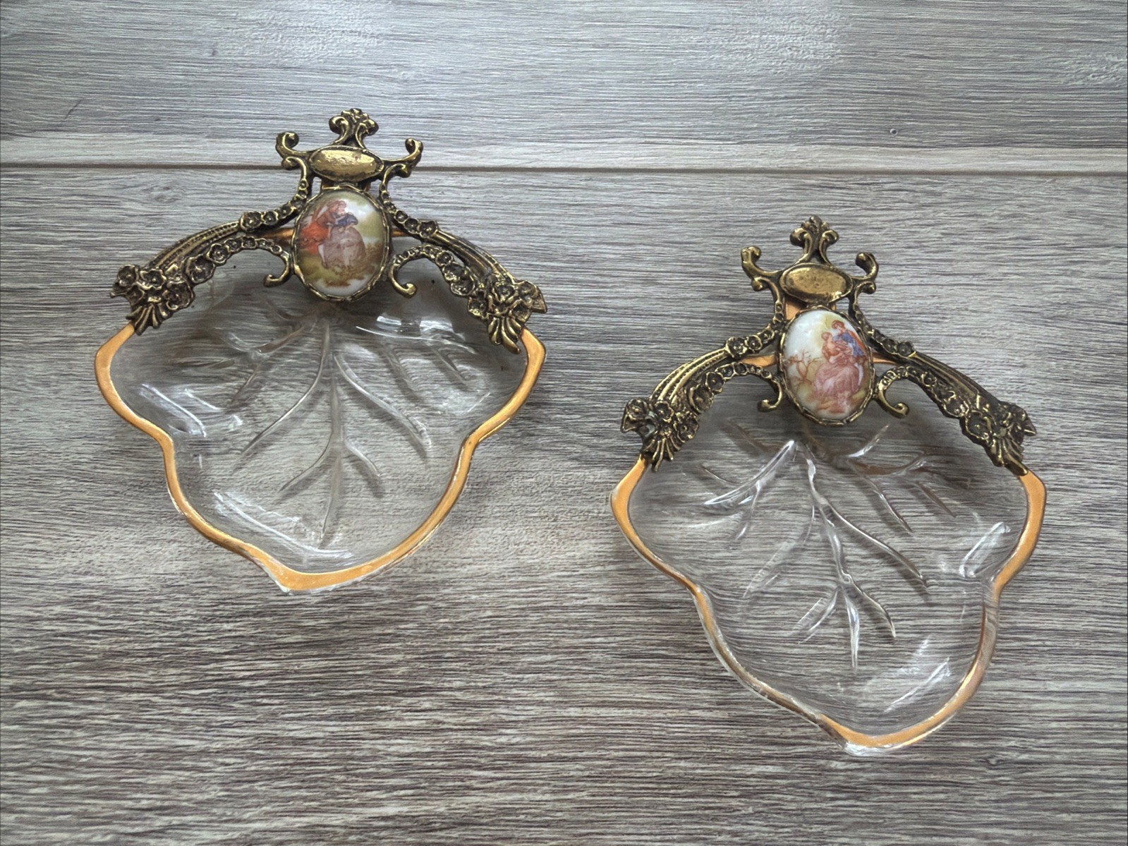 Hazel Atlas Gold Rimmed Leafs Set Of 2 Vntage