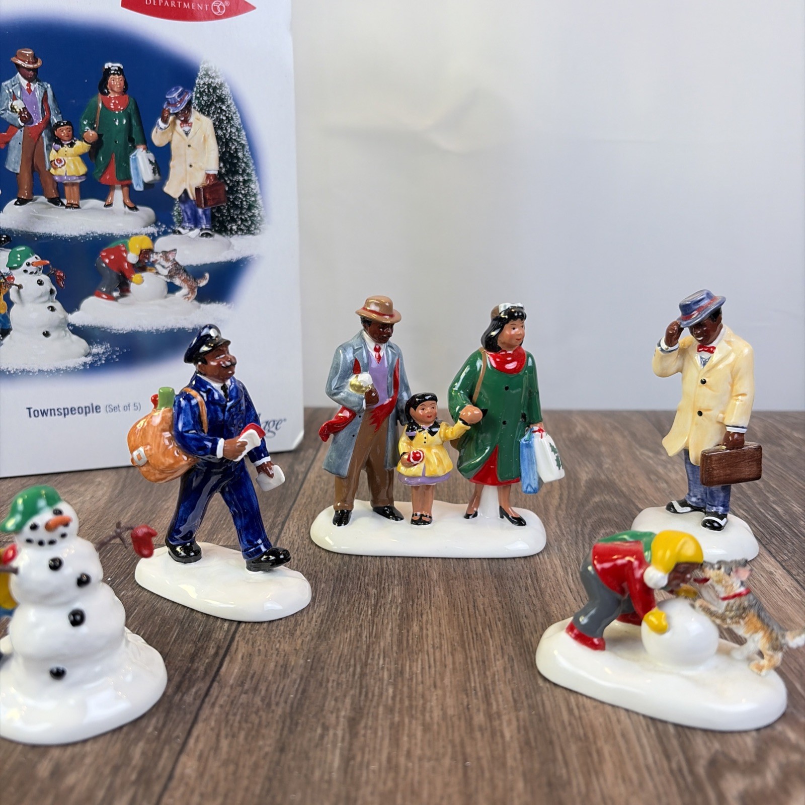 Dept 56 Snow Village Townspeople Set of 5 African American 56. 55252 Mint in Box