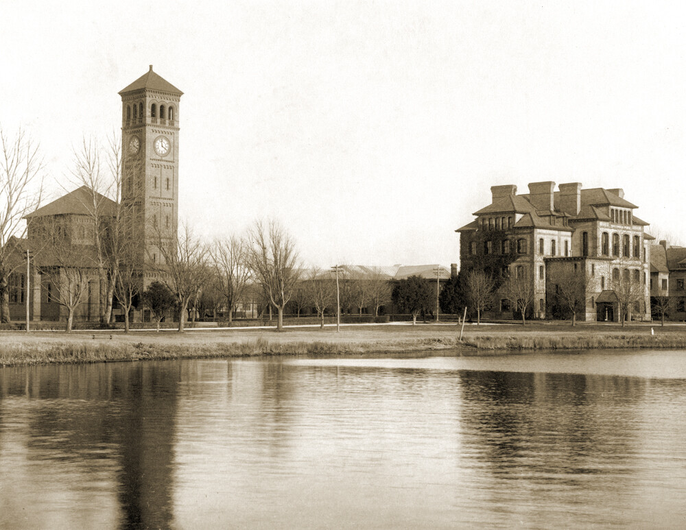 1900 Hampton Institute, Hampton, Virginia Vintage Photograph 8.5\ 1900 Hampton Institute, Hampton, Virginia Vintage Photograph 8.5\