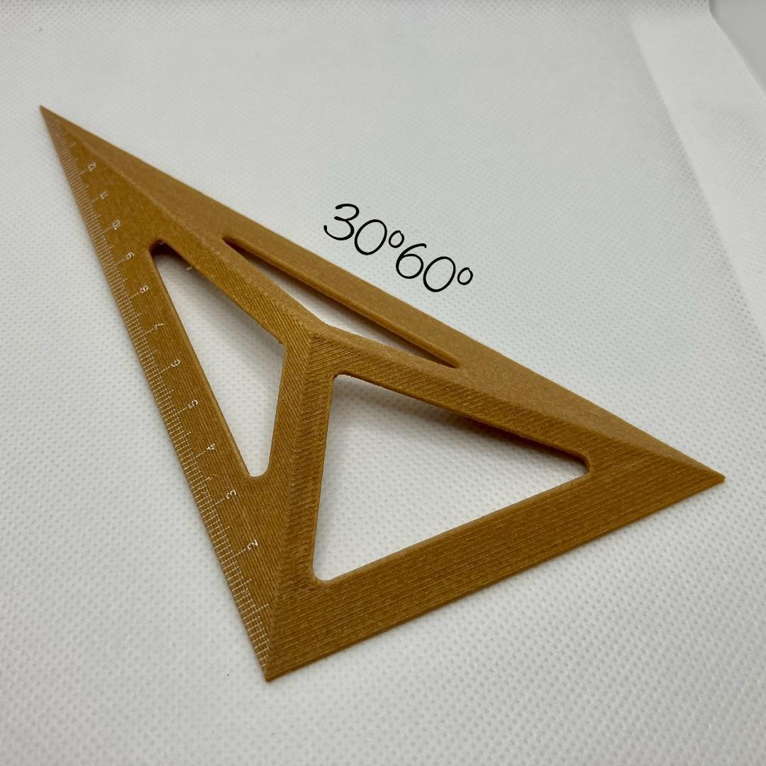 Triangular ruler, 30°, 60°, three-dimensional architect\'s drawing, wood grain