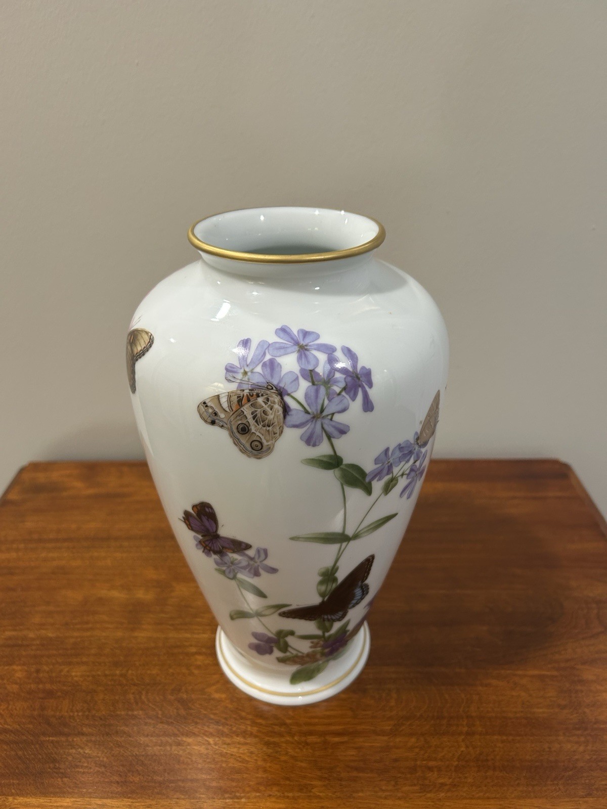 Vintage 1981 Franklin The Meadowland Butterfly Vase John Wilkinson Japan 11 Vintage 1981 Franklin The Meadowland Butterfly Vase John Wilkinson Japan 11