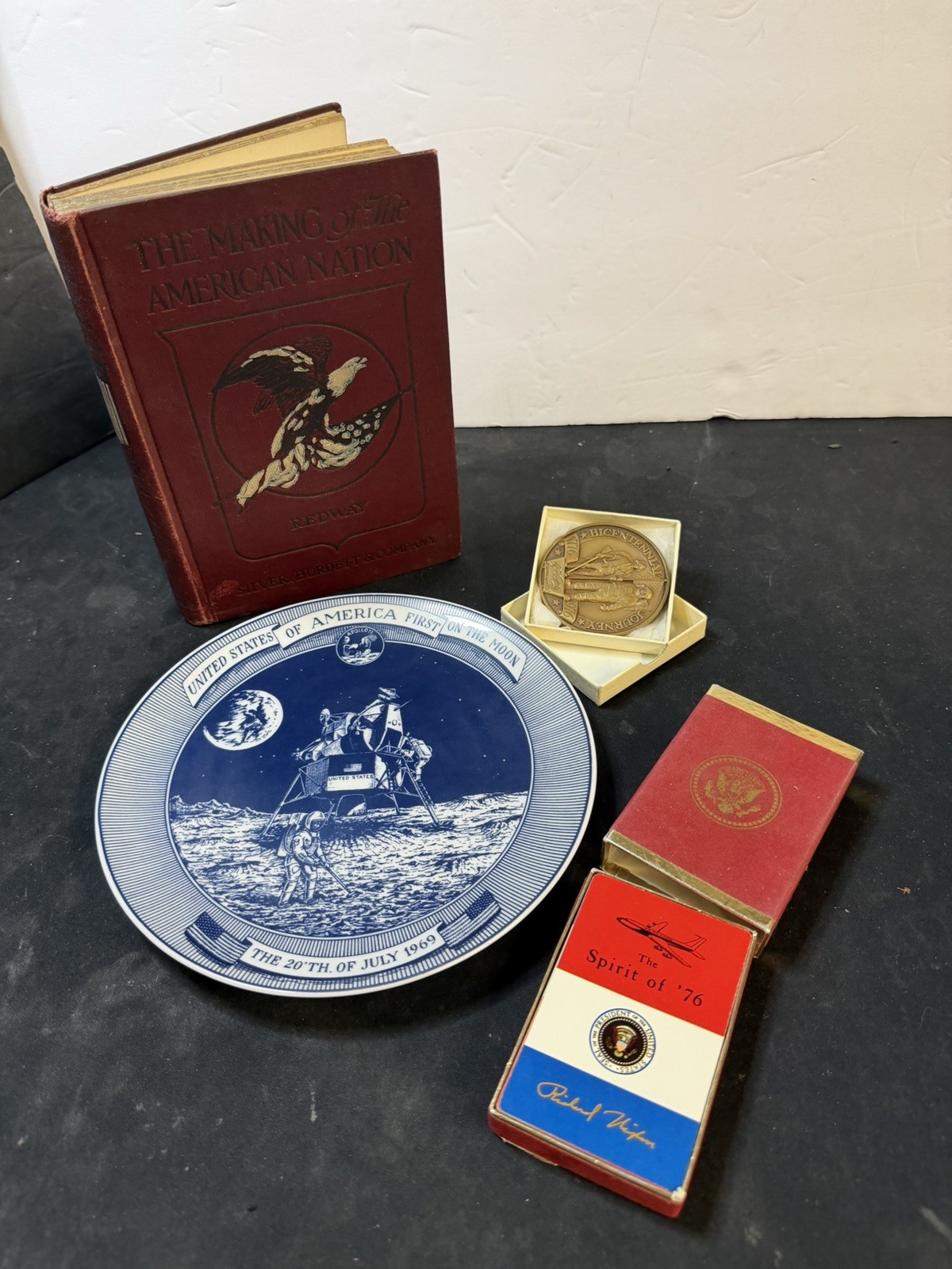 USA - American Vintage Items - Playing Cards, Moon Landing, Book, Bicentennial
