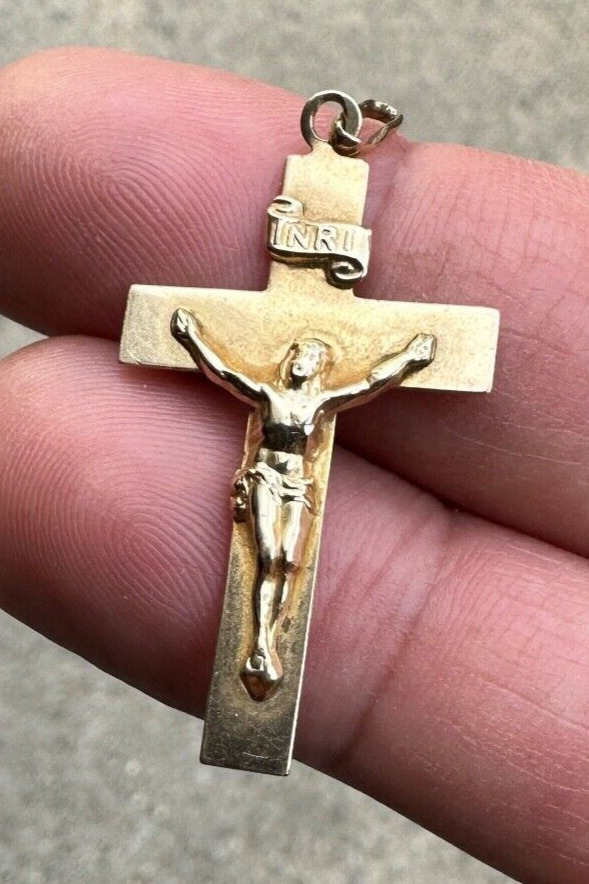Crucifix Cross 10K Gold with Bail Charm Jesus Yellow 