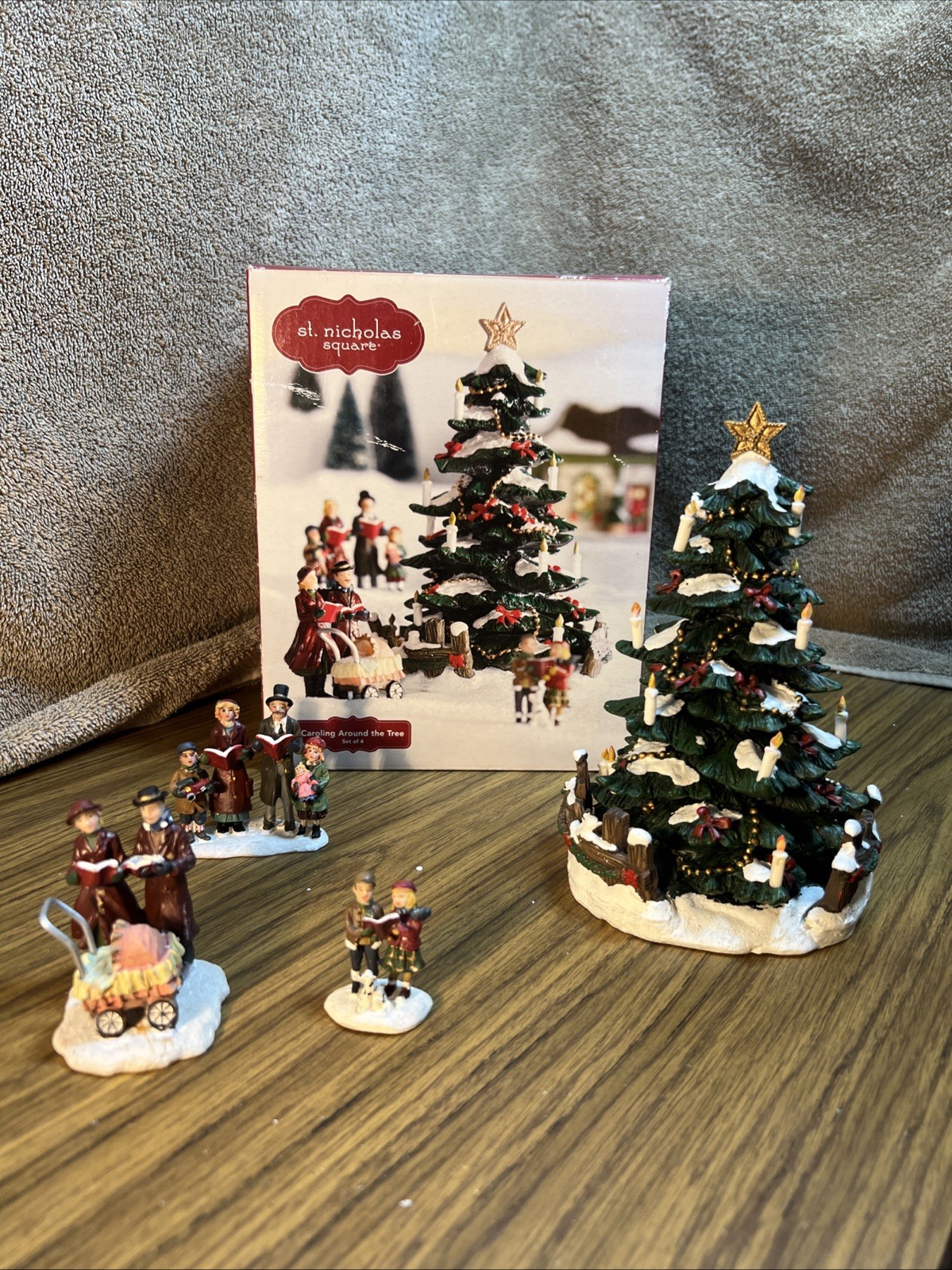 St. Nicholas Square Caroling Around the Tree Resin Figurines Set of 4 Boxed