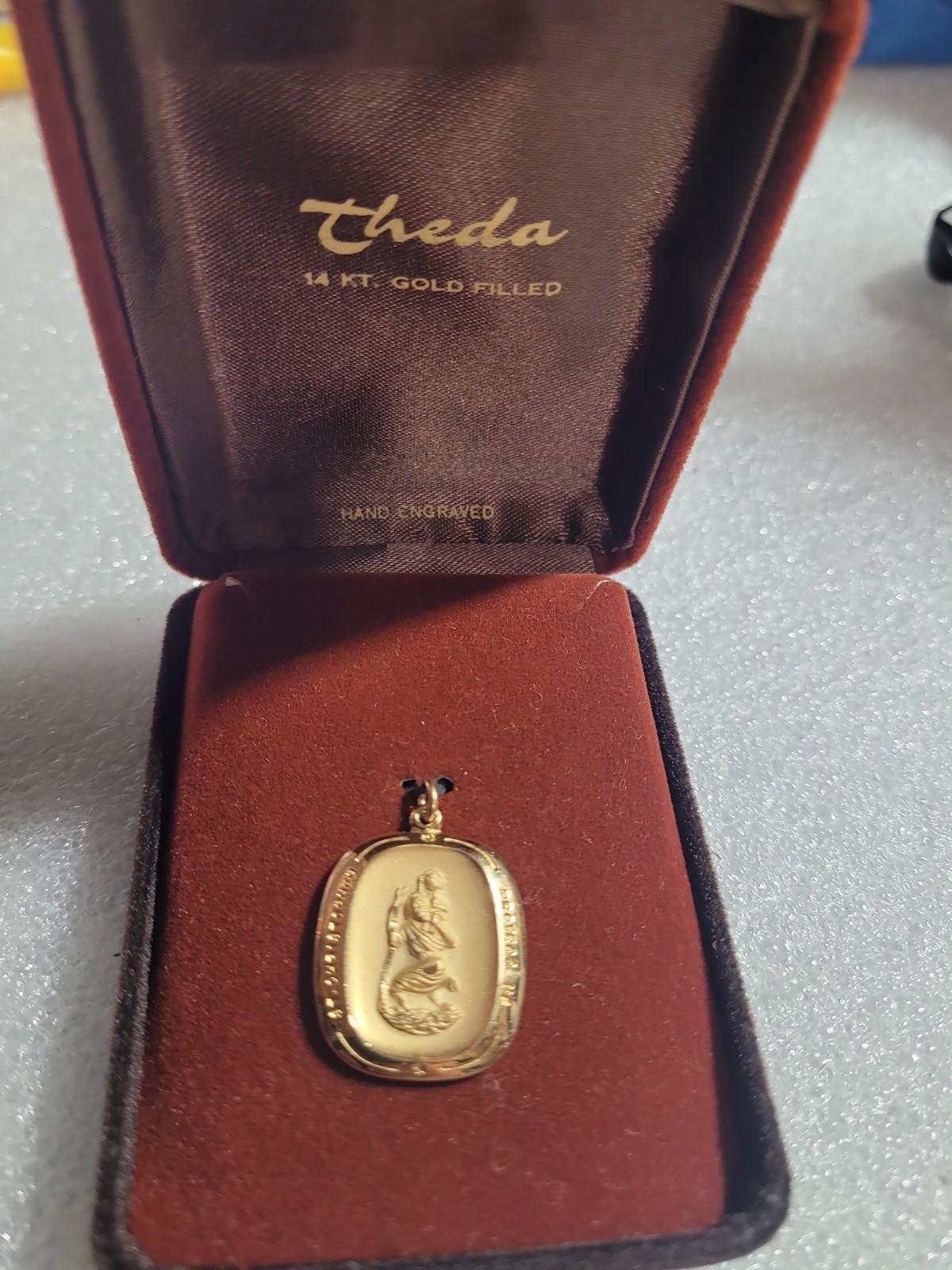 14K GOLD FILLED vintage SAINT CHRISTOPHER MEDAL PENDANT 6.63 GRAMS 