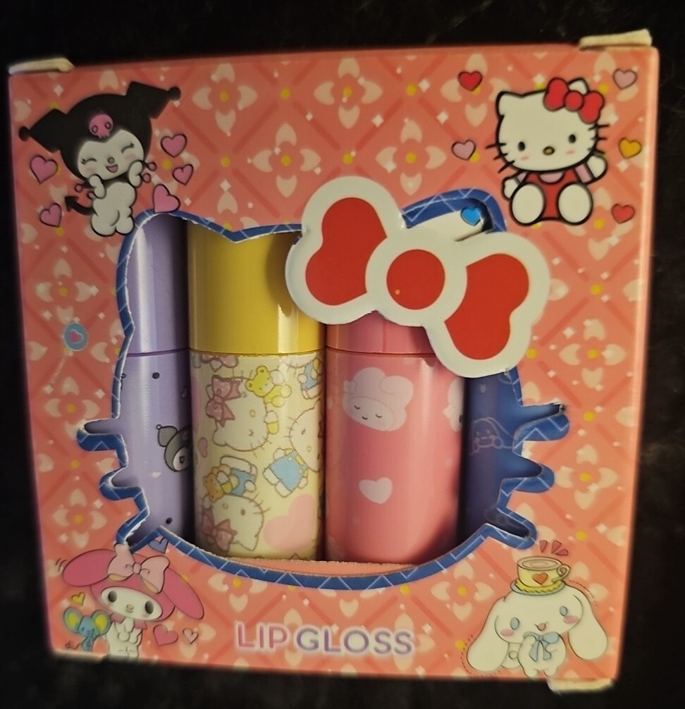 HELLO KITTY and Friends Siyiping lip glosses SET OF 4 pink blue purple yellow  