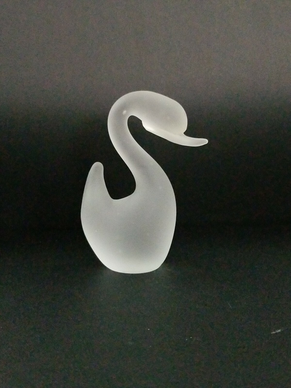 Vintage Satin Art Glass Swan Figurine Paperweight