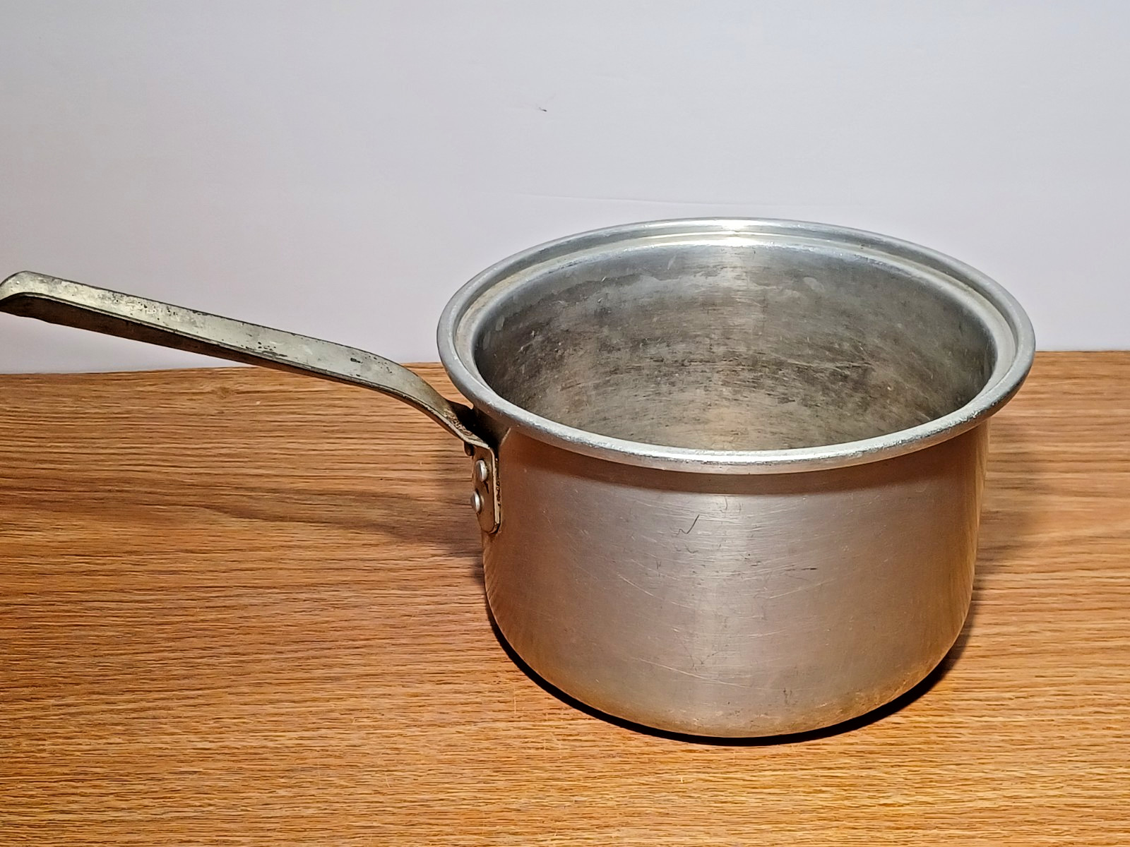 Vintage Wear-Ever Model 2002 6 Cup 2 QT Saucepan