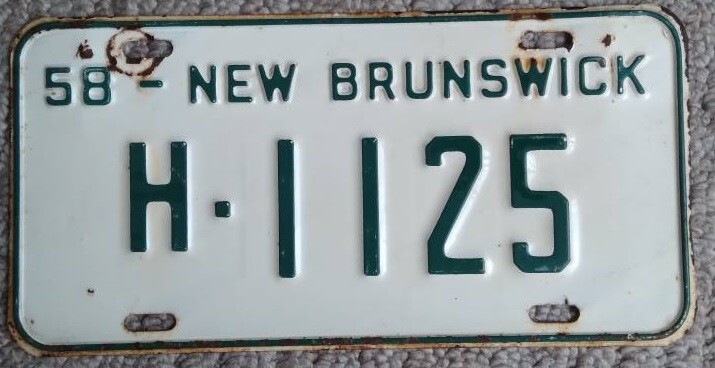 1958 New Brunswick, Canada, Taxi License Plate H-1125 1958 New Brunswick, Canada, Taxi License Plate H-1125