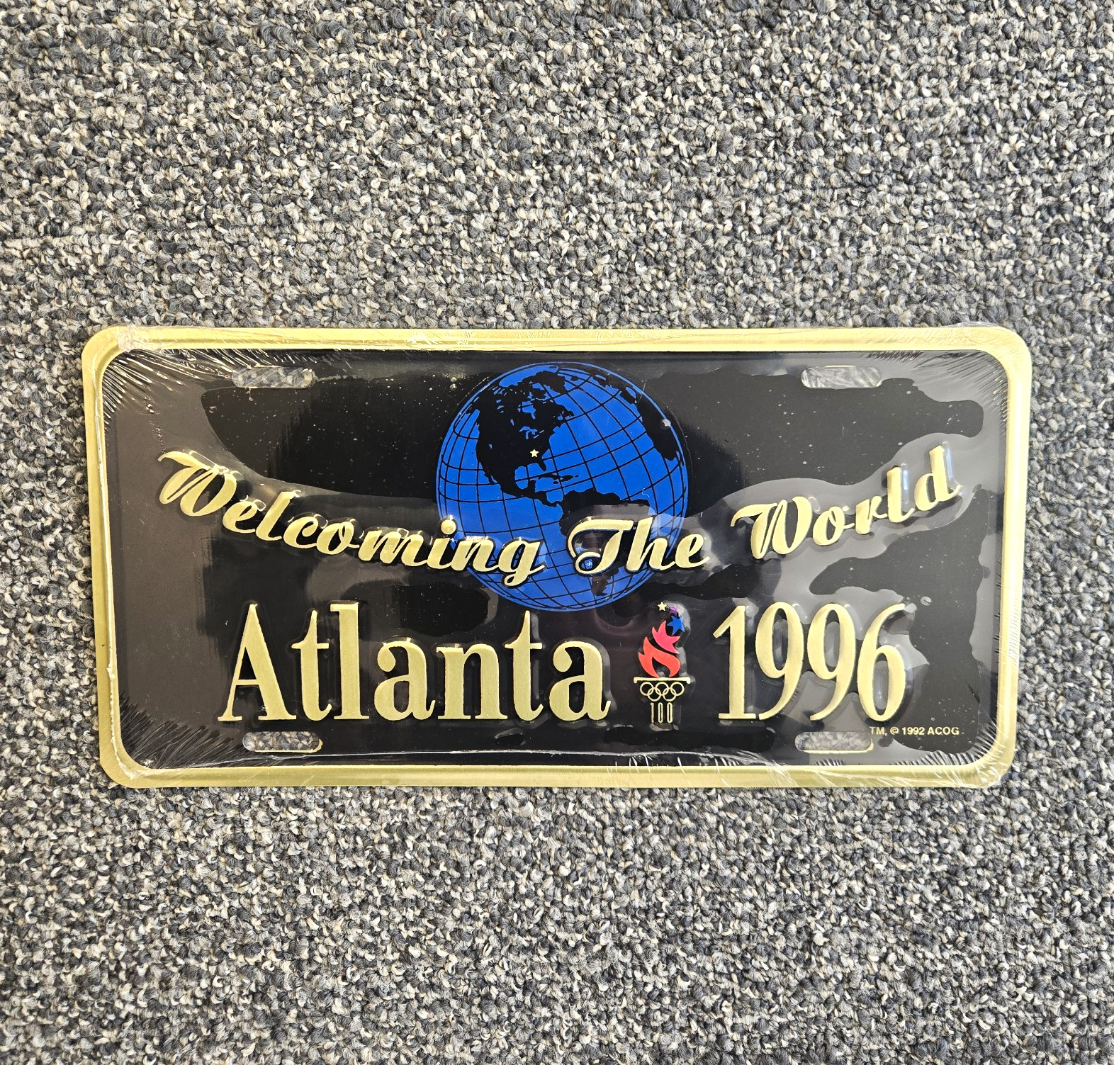 Atlanta 1996 Olympics “Welcoming The World” Official Licensed Decorative Plate