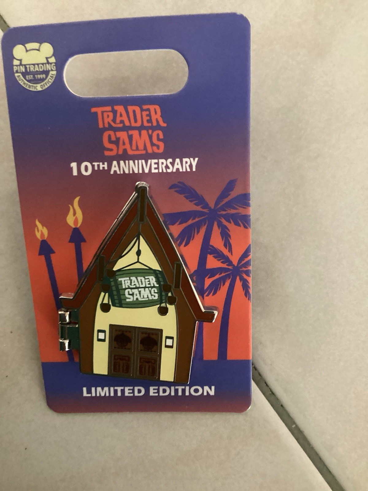 Disney Trader Sam\'s 10th Anniversary Pin