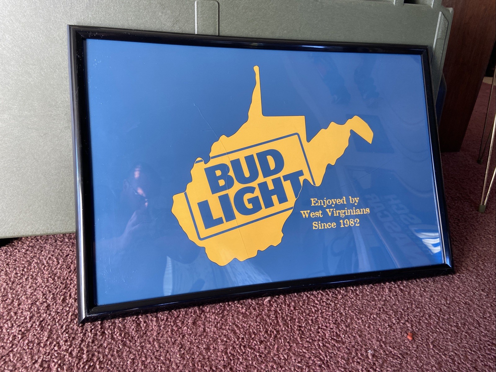 Bud Light West Virginia State Outline Framed Sign beer brewing Budweiser 25x17”