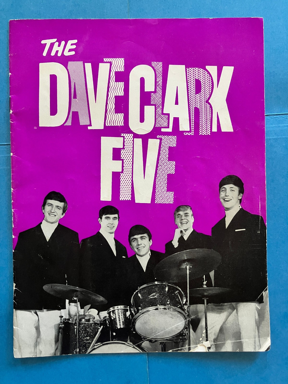 Concert Souvenir Program 1965 Dave Clark Five, The Kinks, Hollies, Mojos