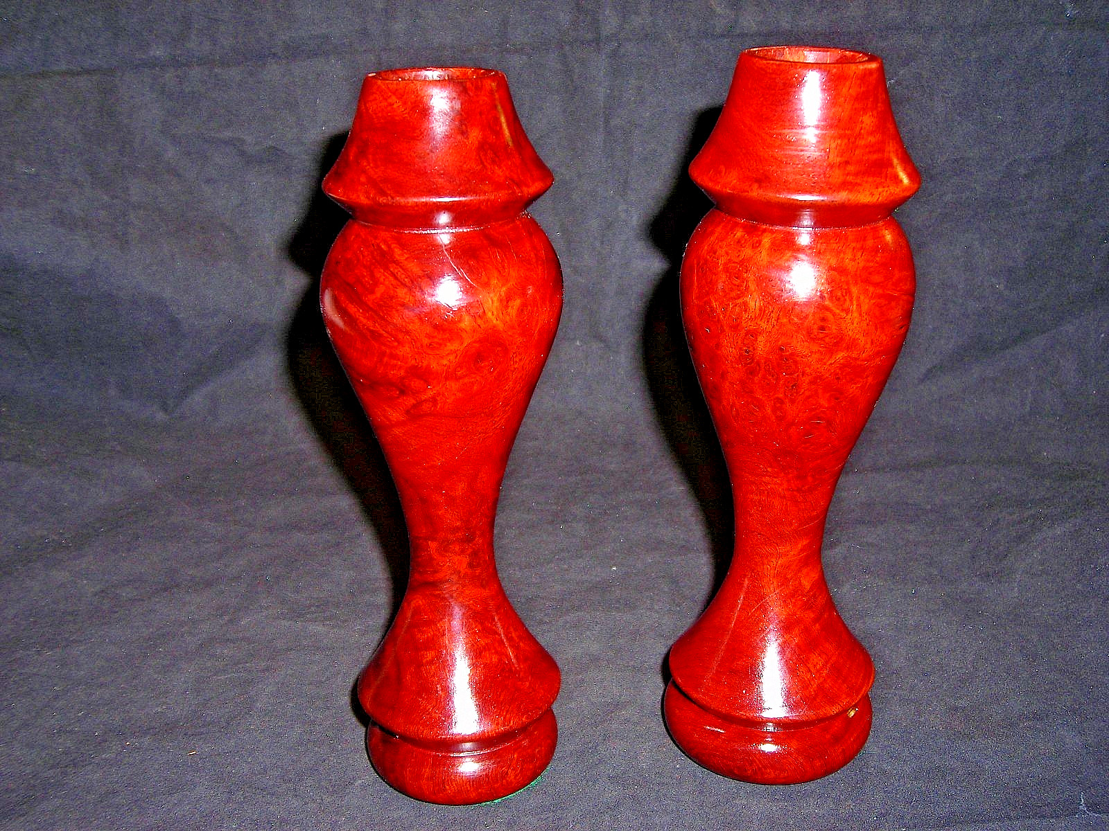 VALENTINES DAY TWO (2) RED AMBOYNA BURL CANDLE HOLDERSieFIGURED HAND TURNED -AC6