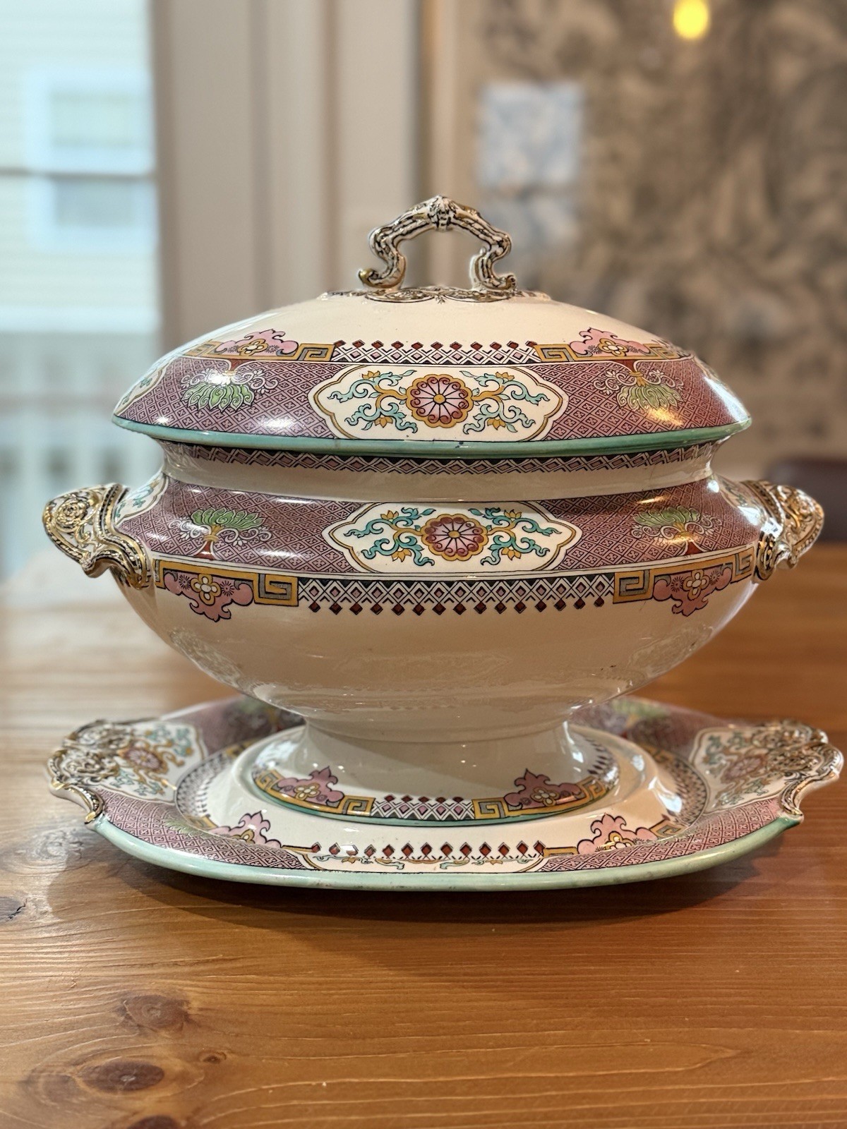 Copeland Late Spode Tureen Featuring A British Patent Office Design (1870) Rare