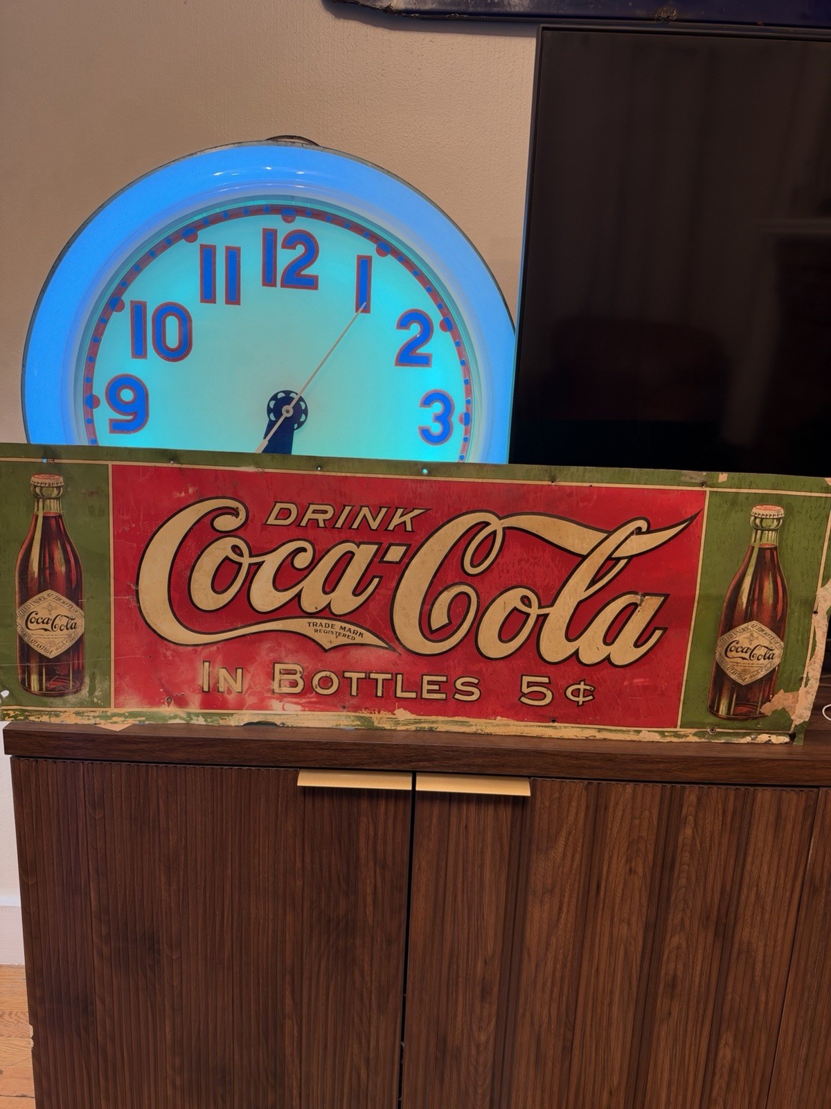 Extremely scarce original 1908 COCA-COLA tin  Advertising double Bottle Sign