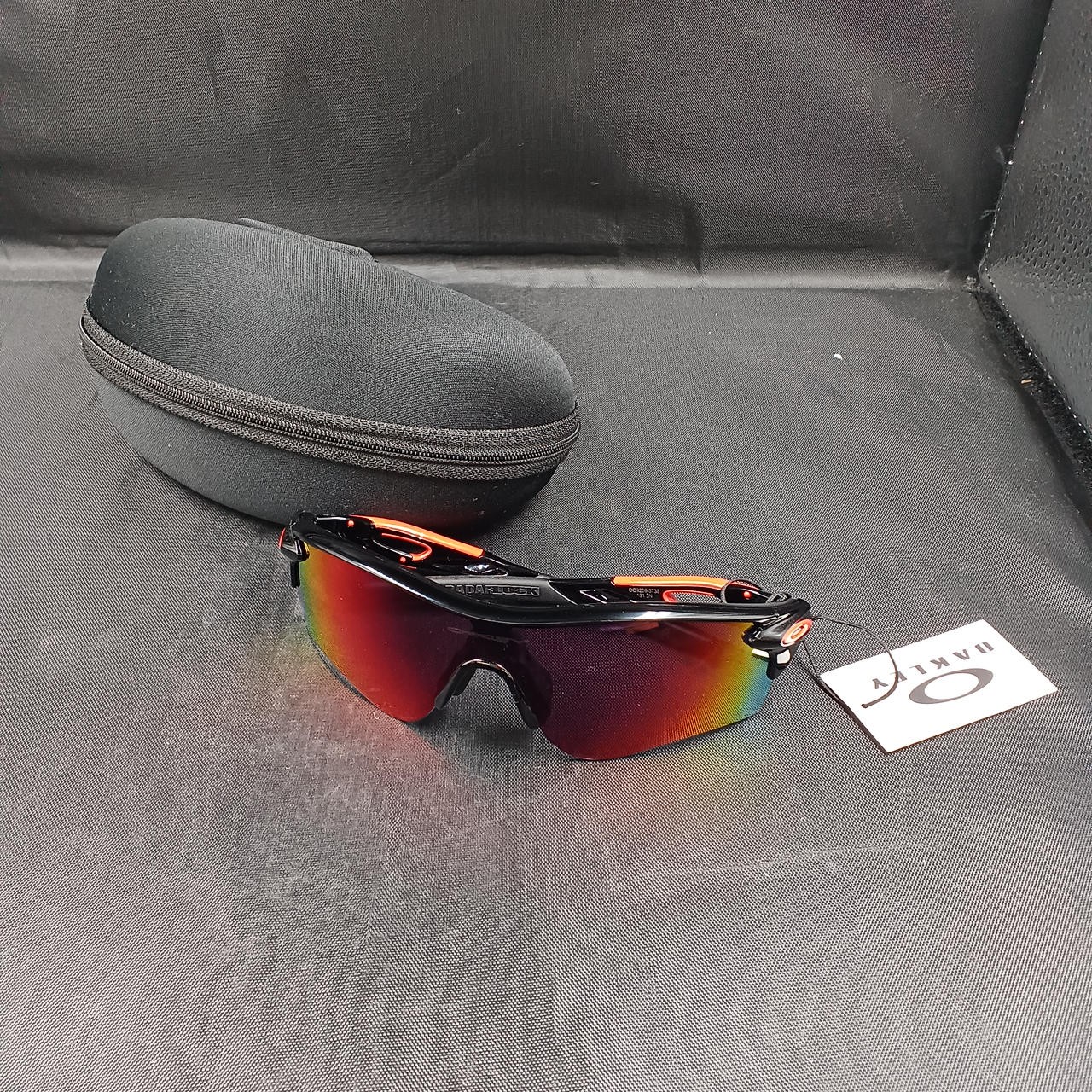 OAKLEY OO9206-3738 Sunglasses