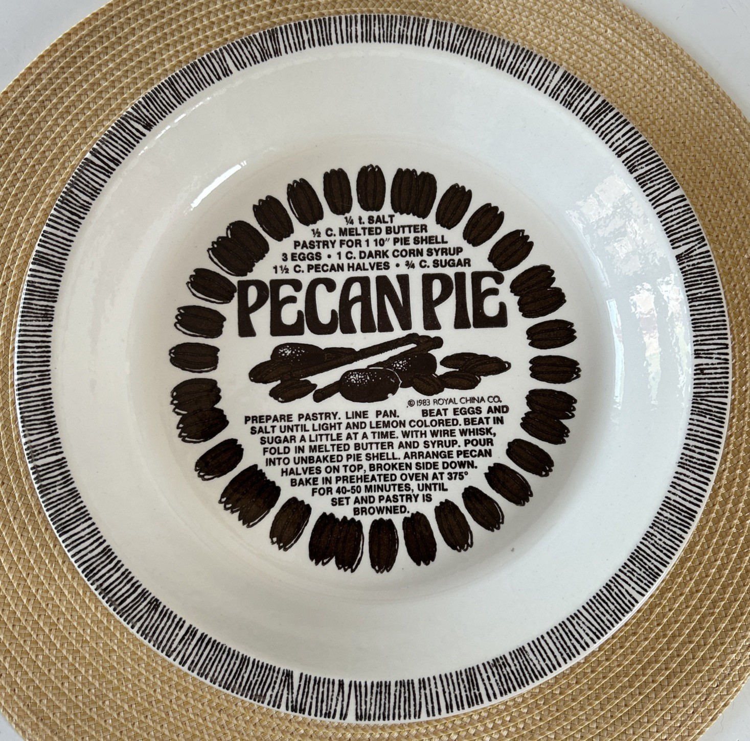 VTG Royal China Co Pecan Pie Recipe Plate Country Harvest Series 1983 10”D USA