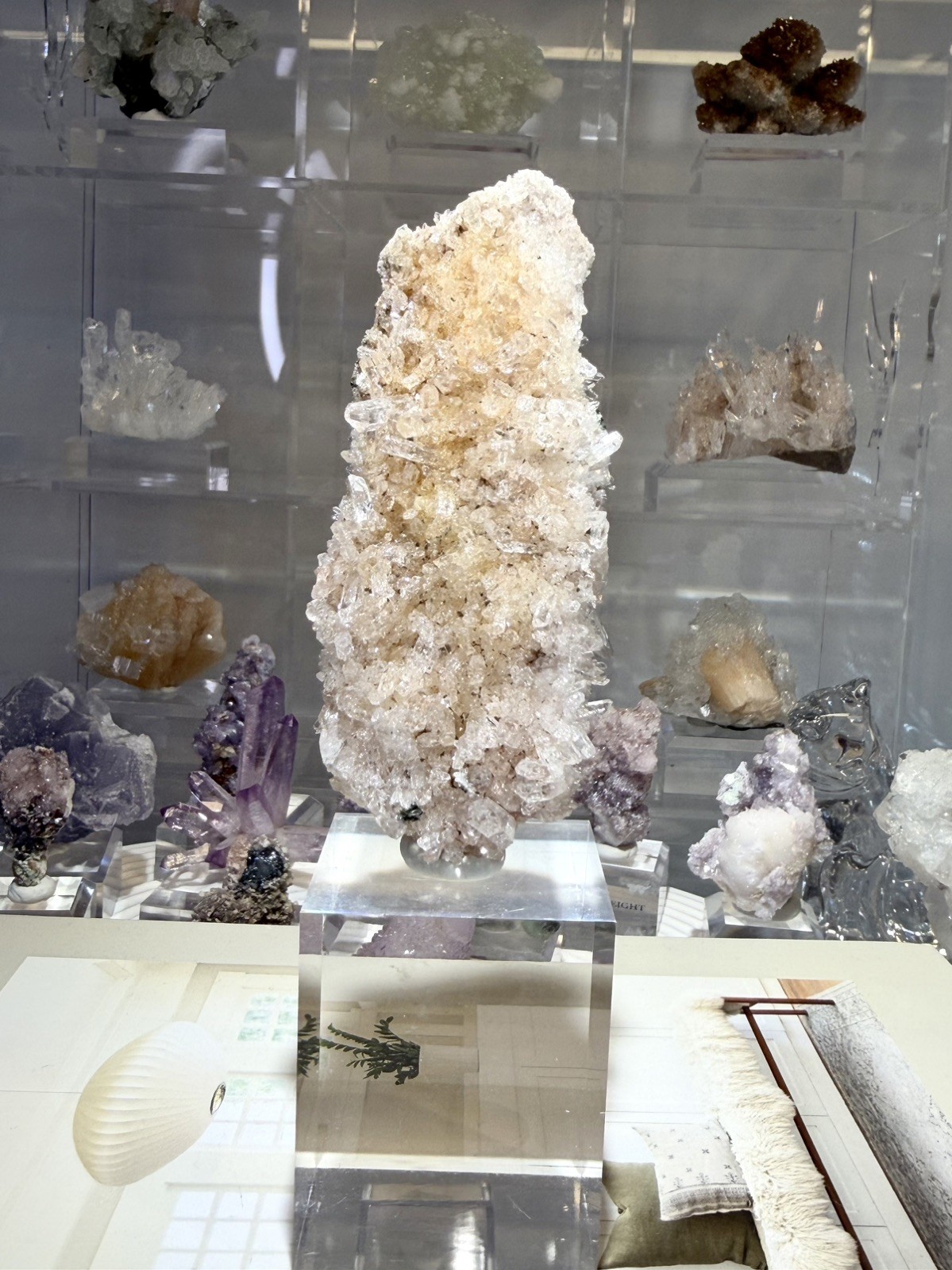 Pink Quartz Crystal Cluster Display Specimen mineral 76g, 10cm*4cm Pink Quartz Crystal Cluster Display Specimen mineral 76g, 10cm*4cm