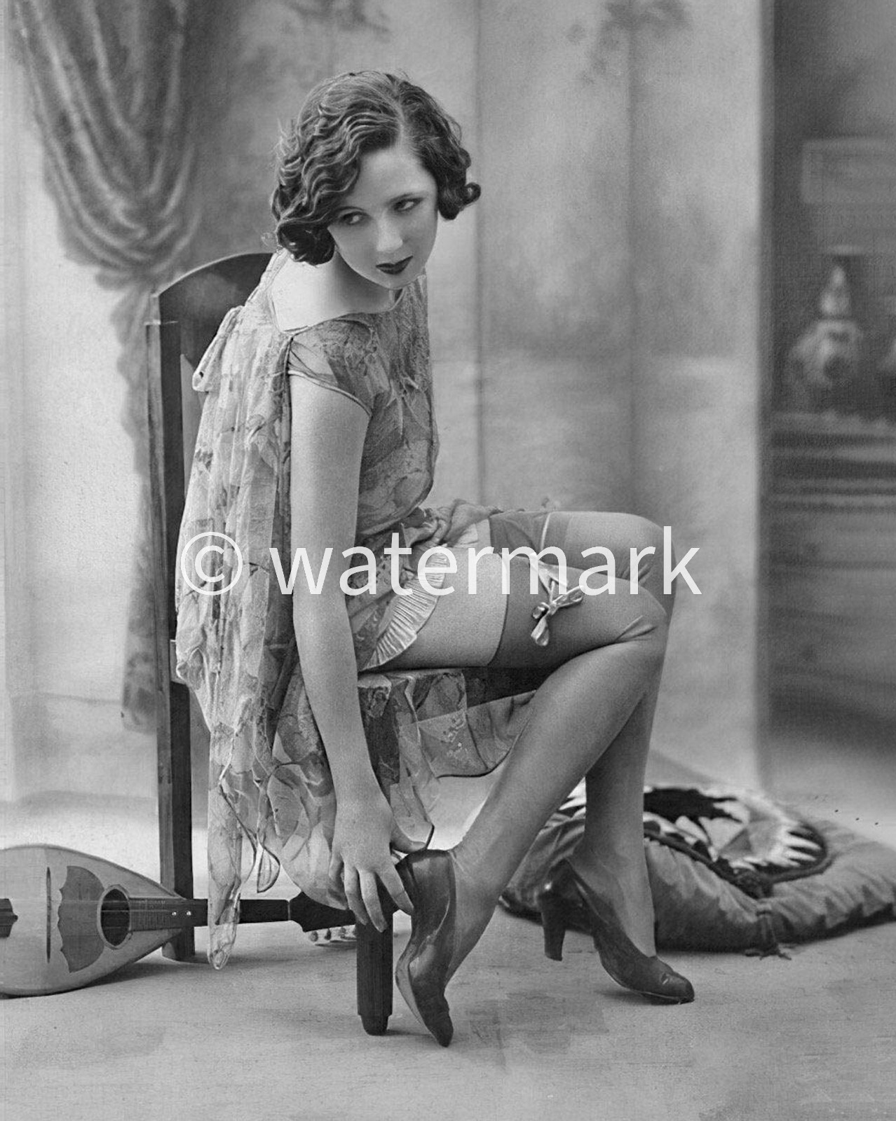 Sexy Flapper Girl   Vintage glamour   8X10 PUBLICITY PHOTO - - Flapper Girl