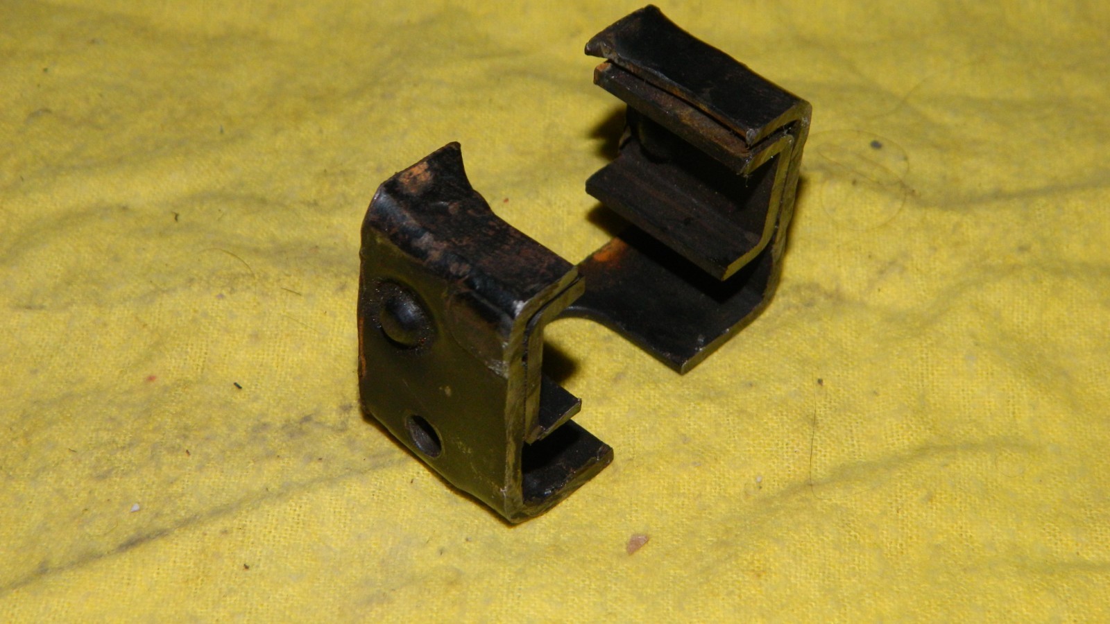 GERMAN DEMILLED MG42 CENTER SECTION GERMAN DEMILLED MG42 CENTER SECTION