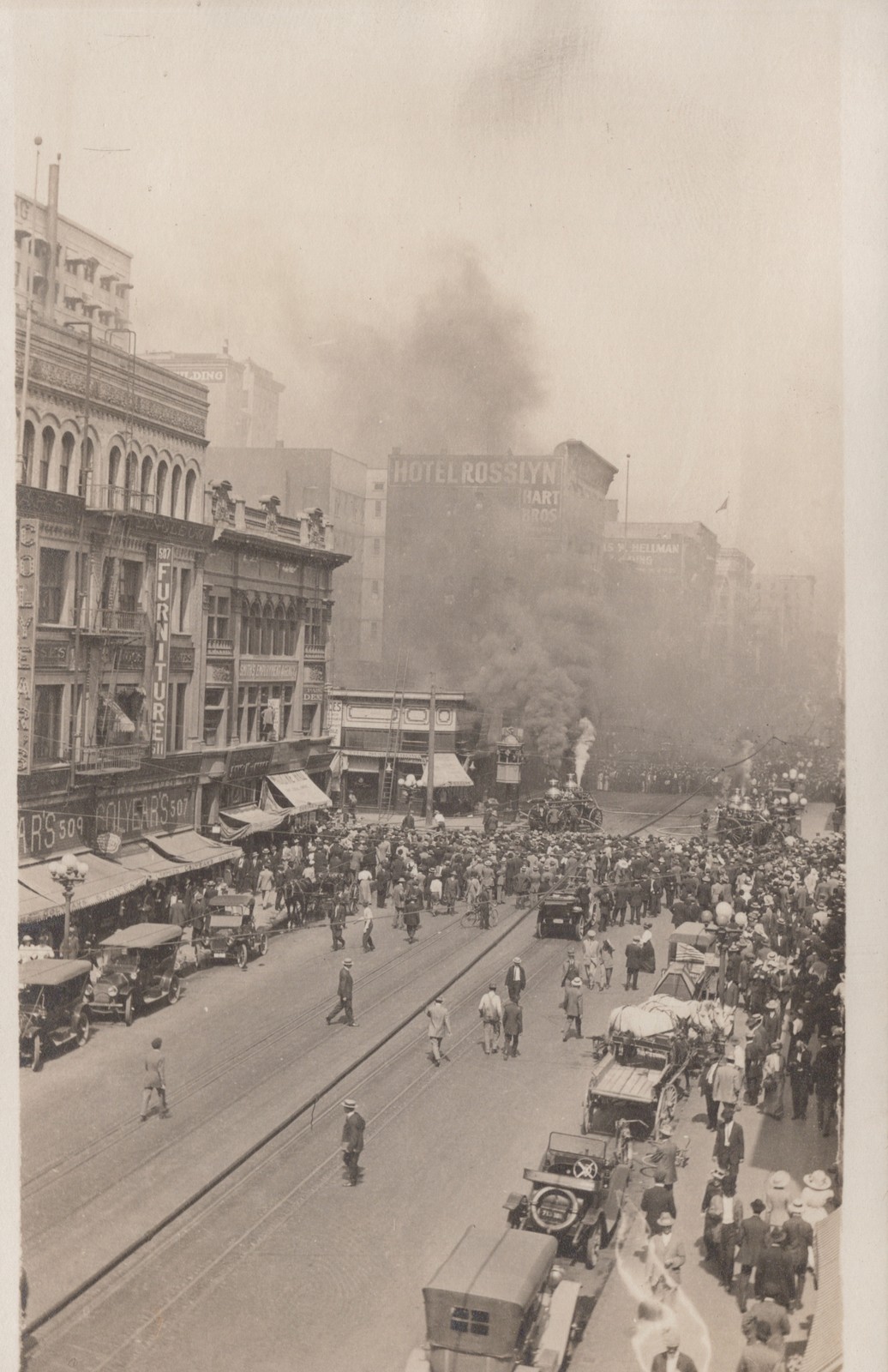 RPPC Los Angeles Fire Downtown Hotel Rosslyn Steam Engines Crowd 1910s Postcard