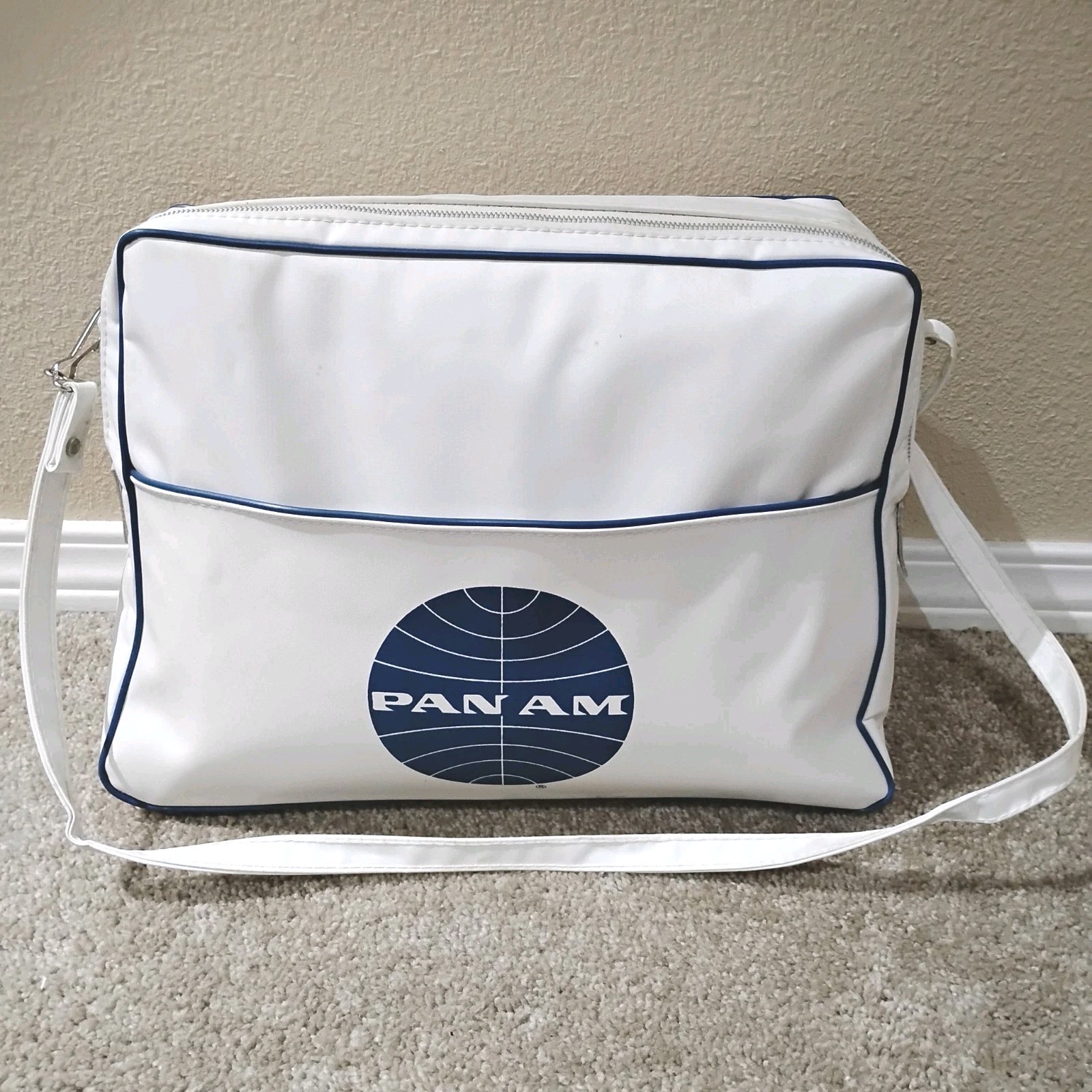 1960s Pan Am First Class Flight White Vinyl Bag NASCO JAPAN w/ Original Tag