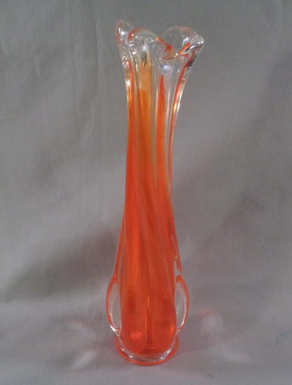 Vintage MCM Handblown Art Glass 9\