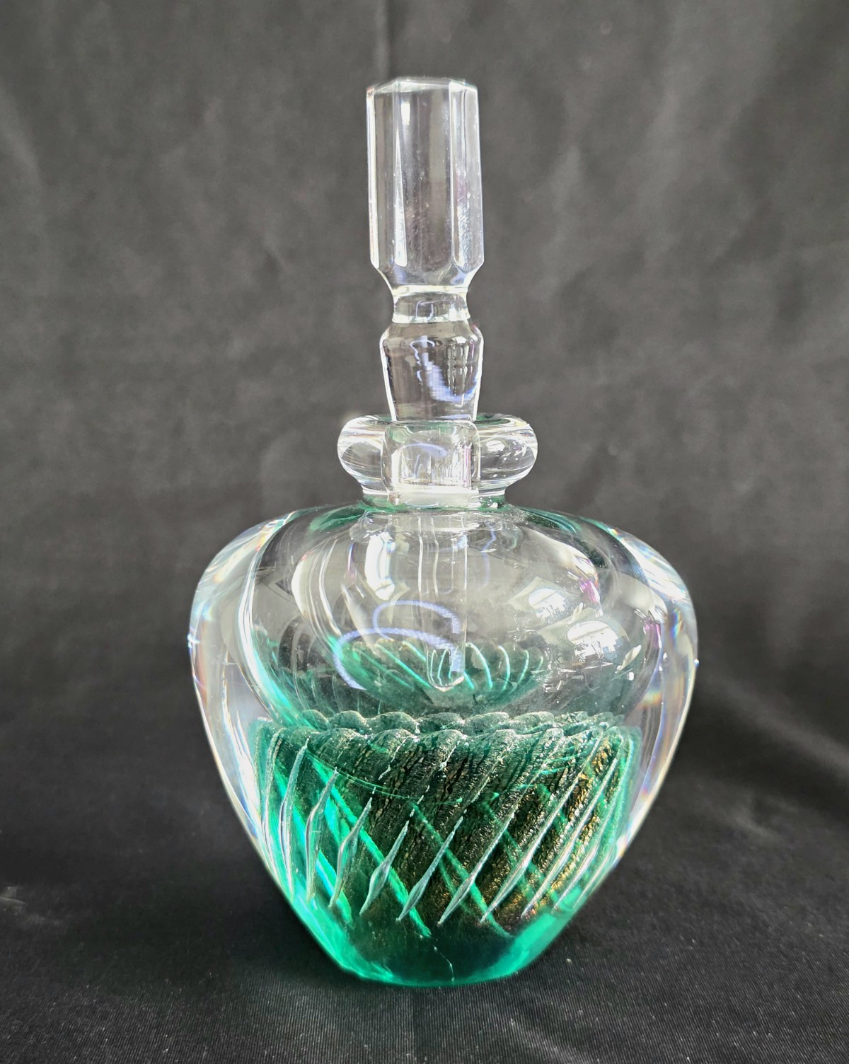 (699) Vintage Signed Maytum Studios 1990 Perfume Bottle In Vivid Green