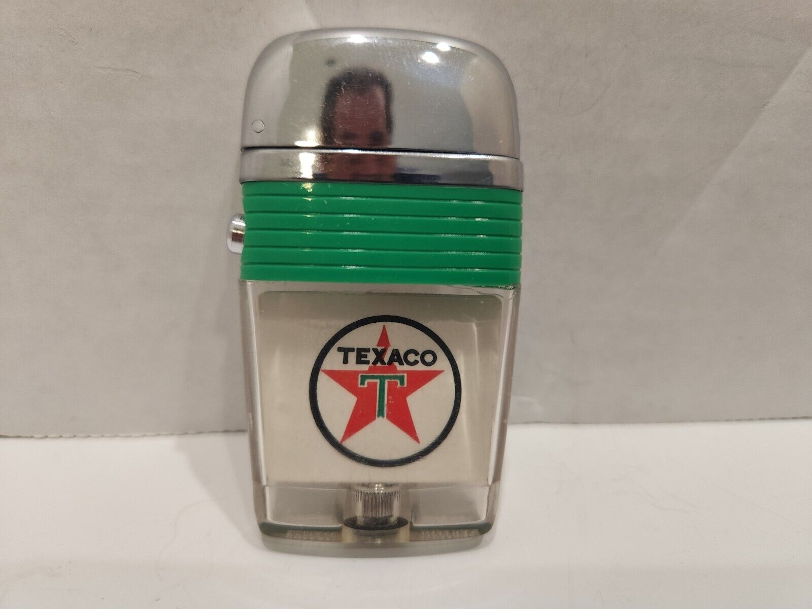 Vintage Scripto VU Lighter Texaco Oil Company  with Green Band New in Tin