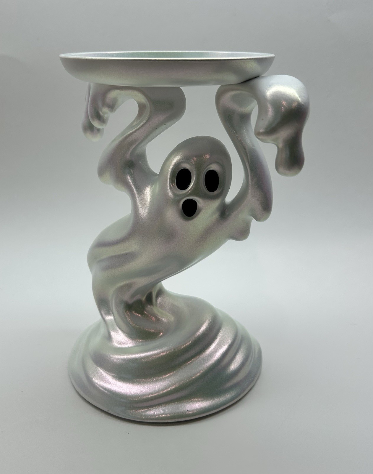 Bath & Body Works Drippy Ghost 3-Wick Pedestal Candle Holder 2026 NEW Halloween Bath & Body Works Drippy Ghost 3-Wick Pedestal Candle Holder 2026 NEW Halloween