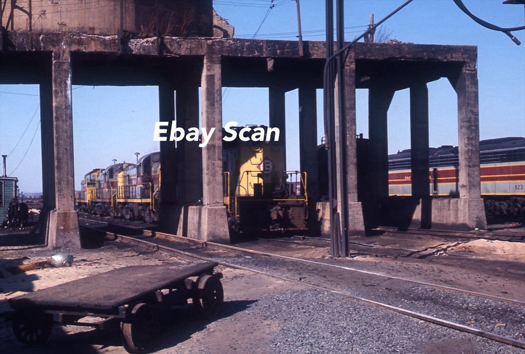 Original 35mm Slide EL Erie Lackawanna Railroad Locomotives Trains 1970