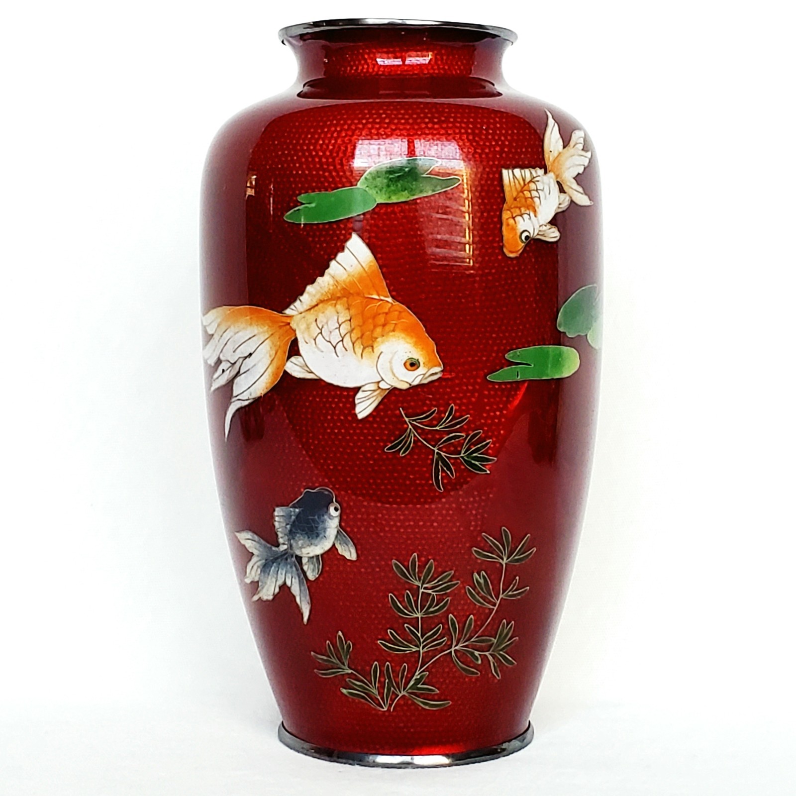 Vtg Japanese Cloisonne Akasuke Pigeon Blood Vase Pond Scene w/Koi Goldfish 7.25\