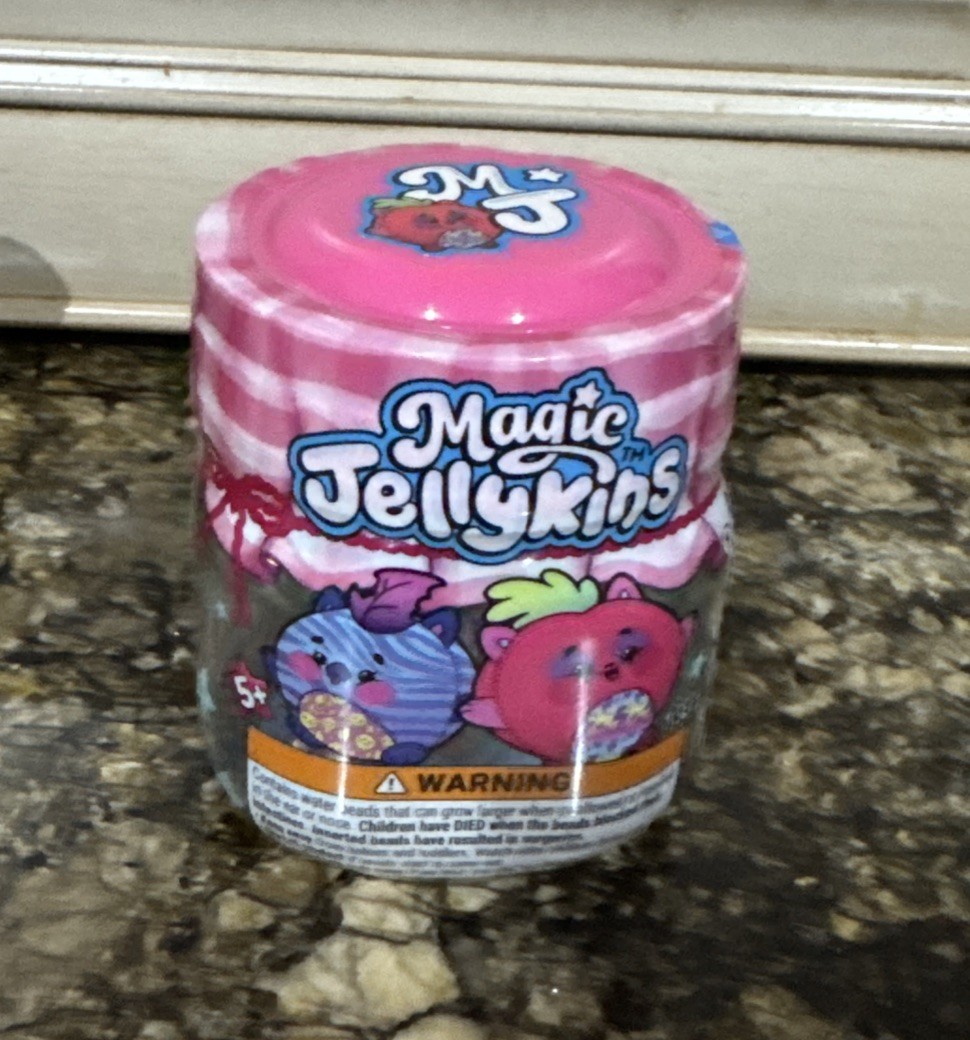 Magic Jellykins Water Activated Surprise Jar 3” Mystery Plush New Sealed random